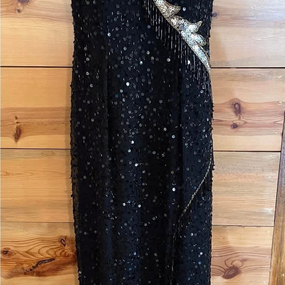 Elegant Black Sequin Prom Dress